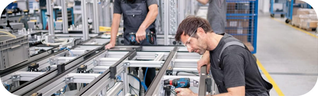 Boulonneuse à choc dans une usine