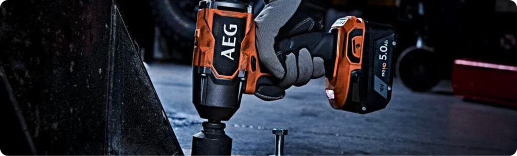 Boulonneuse AEG BSS18MTF12BL-0